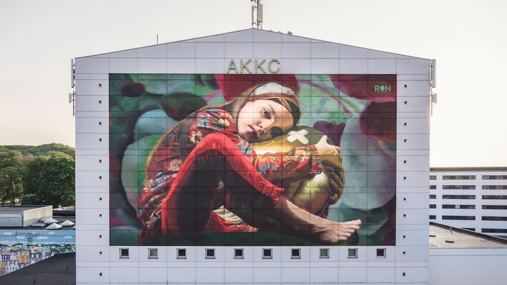 Street art "Out in the Open" - Martin Ron - Aalborg Kongres & Kultur Center