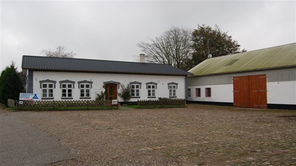 Bruhnsgård. Irmgard Skøtt, Rødekro