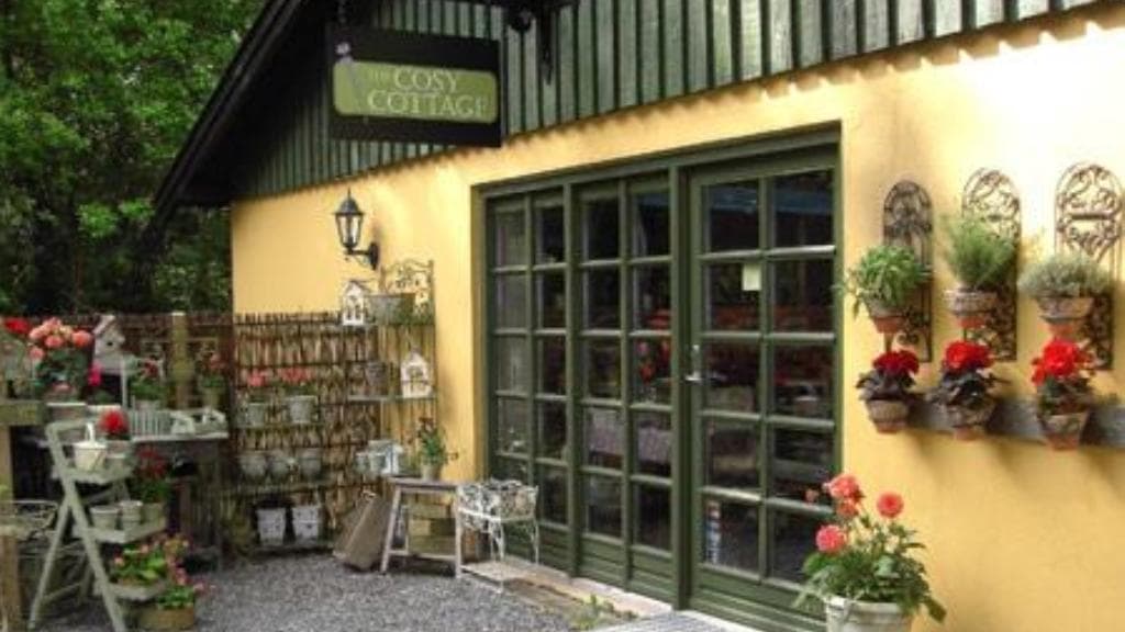 The Cosy Cottage Clothing Shop