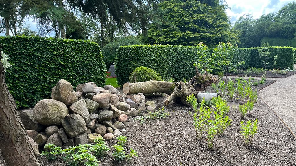 Garden, Skodborg Church